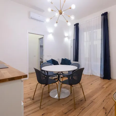 We - Babila Boutique - Μιλάνο